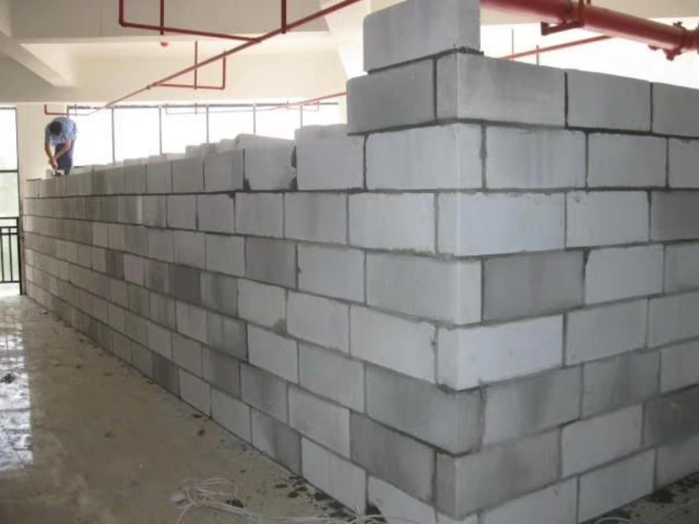 铜官山蒸压加气混凝土砌块承重墙静力和抗震性能的研究